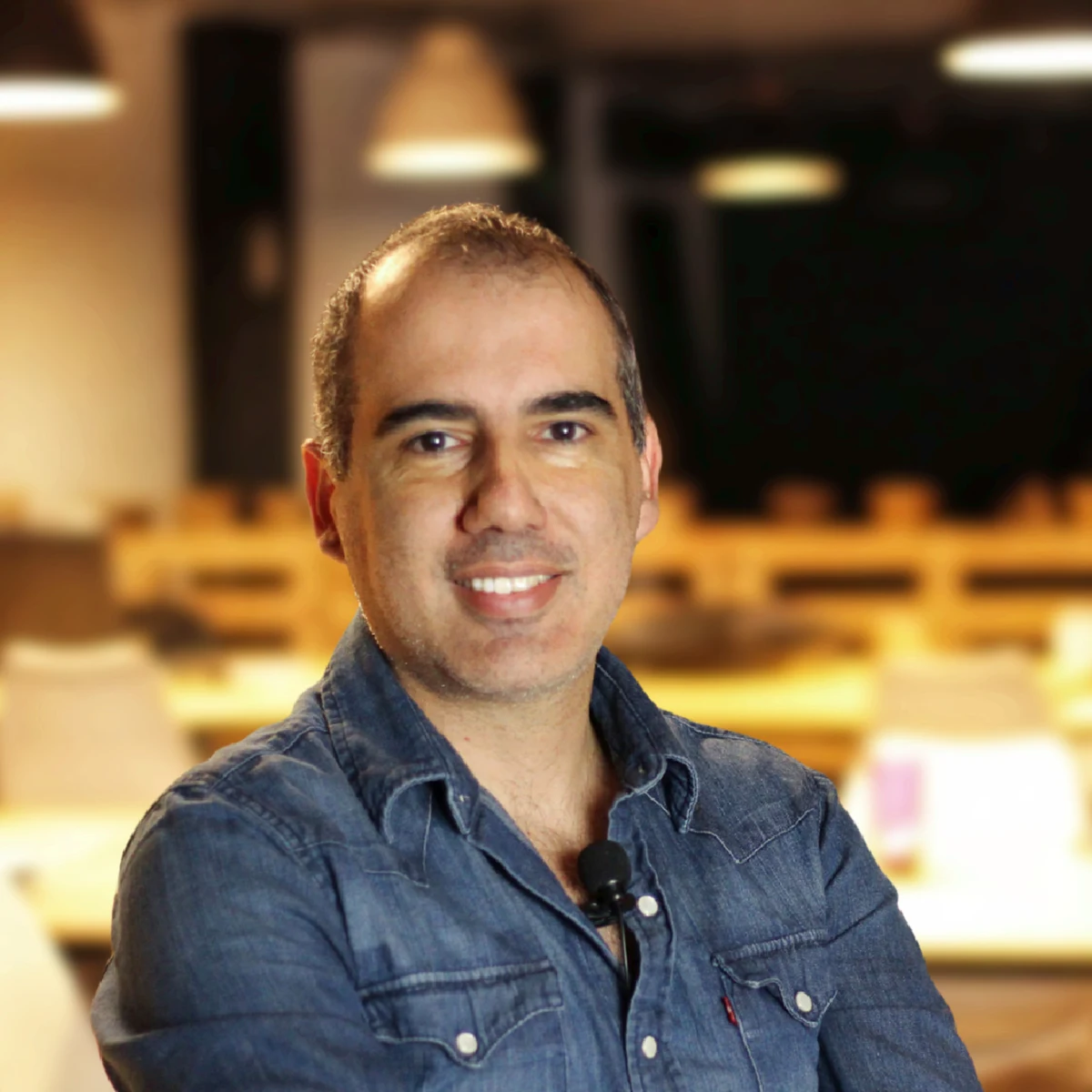 Roberto Calderon